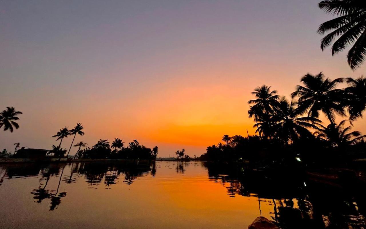 Oceana Hills Residency Otel Alappuzha Dış mekan fotoğraf